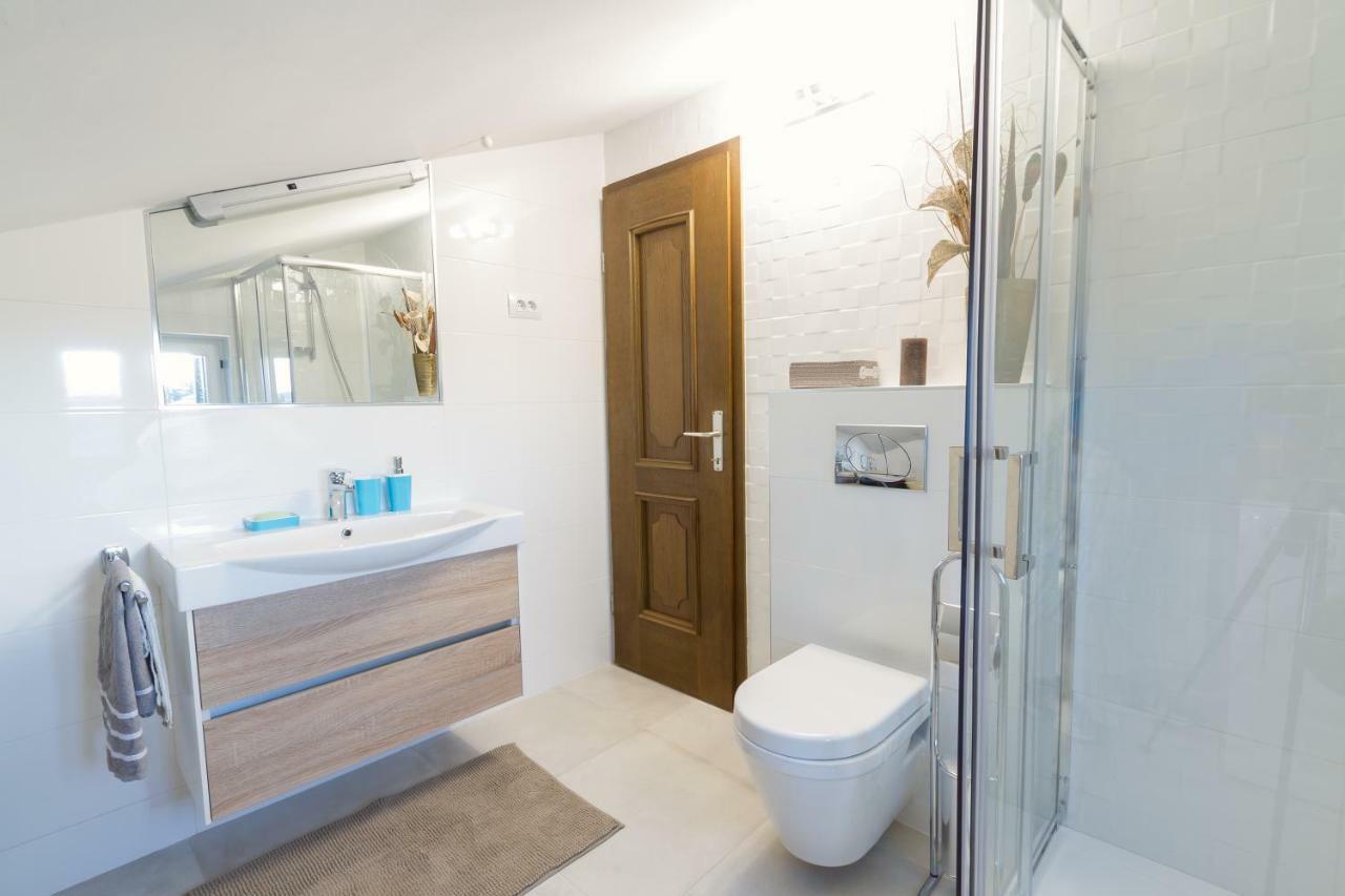 Apartments Mirjana Novigrad  Exterior photo